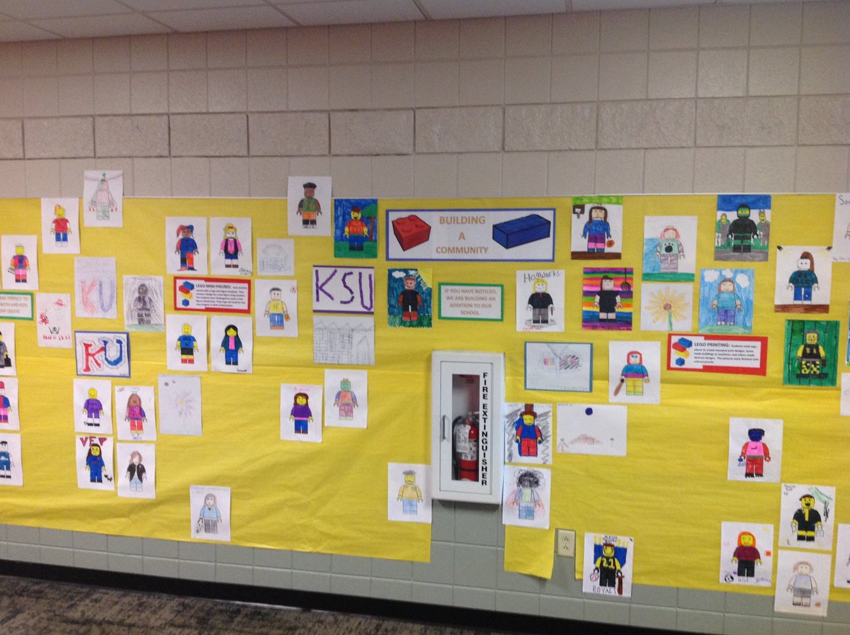 MrK5thgrade's tweet photo. Mrs. Uhlenhop does a great job of making sure our school always is decorated with student art work.  #385edchat https://t.co/ZJtXuCuGRJ