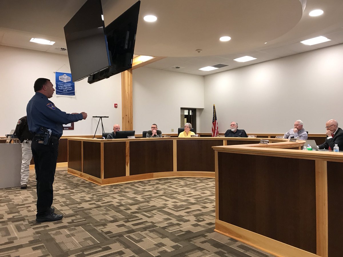 LanderJournal's tweet photo. LPD chief addresses @LanderSchools Board saying police departments will help provide the training for an extra level of protection. https://t.co/SzrVPluNd7
