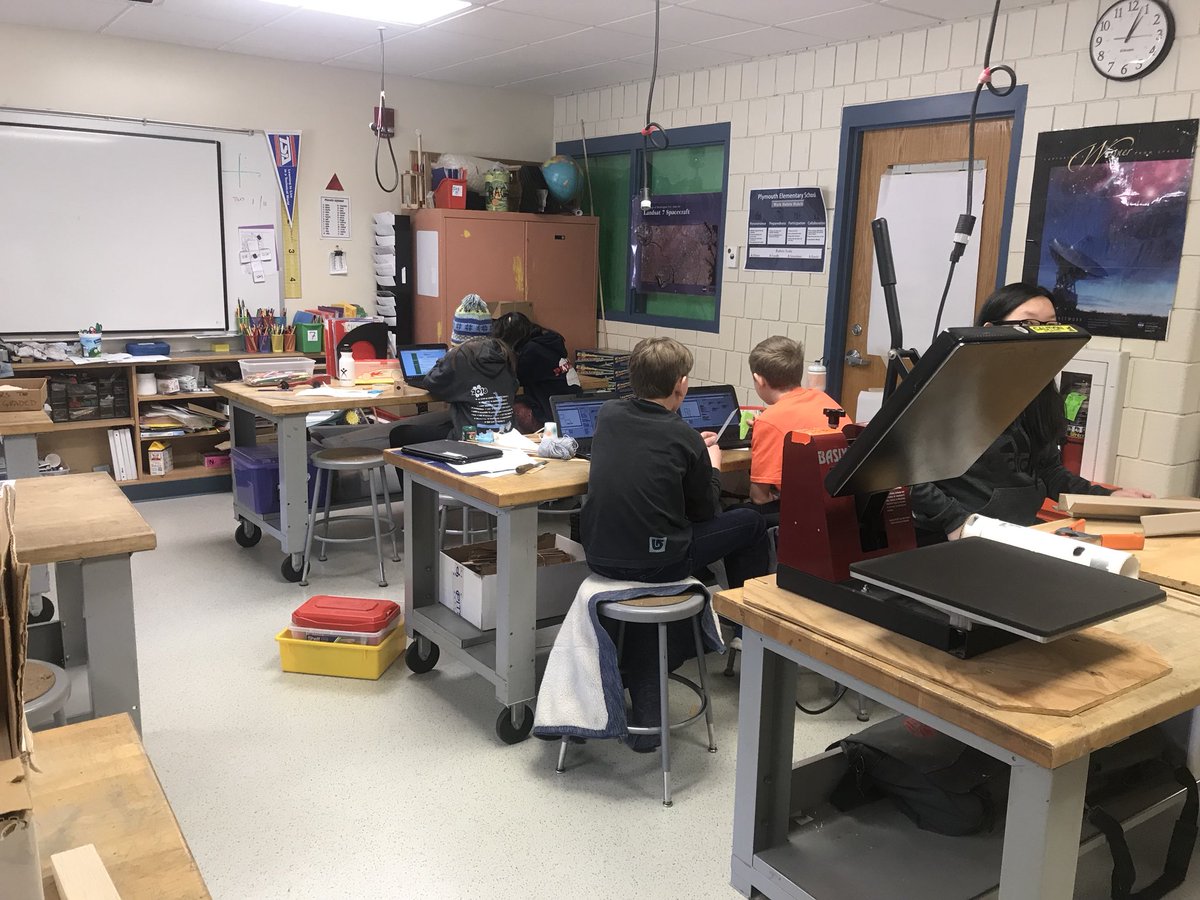 j6panus's tweet photo. What do these kids do during vacation week? Come to school to work!! #thisisTSA #MadeInTSA #ruraled #ruraledchat #ITEEA https://t.co/SePPS4RdXm