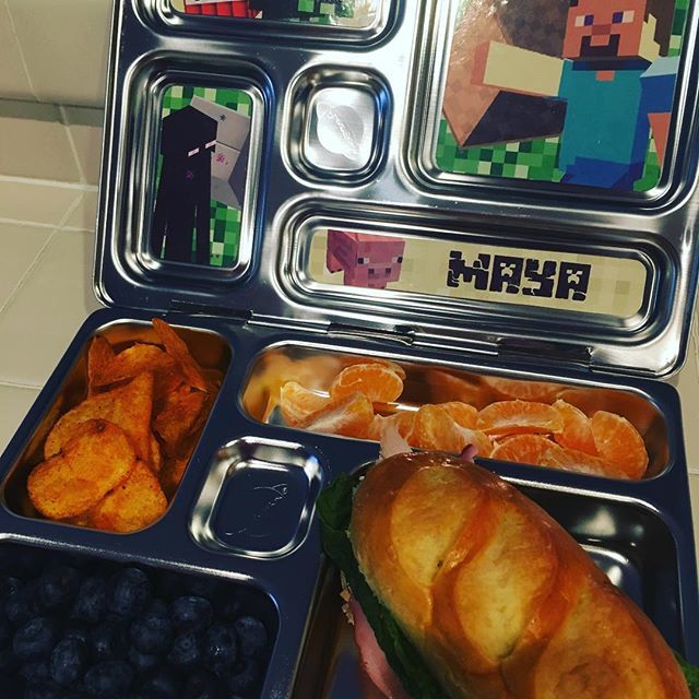 maxandotis's tweet image. Turkey &amp;amp; ham on a mini brioche bun #planetbox #fridaylunch ift.tt/2FM4HIq