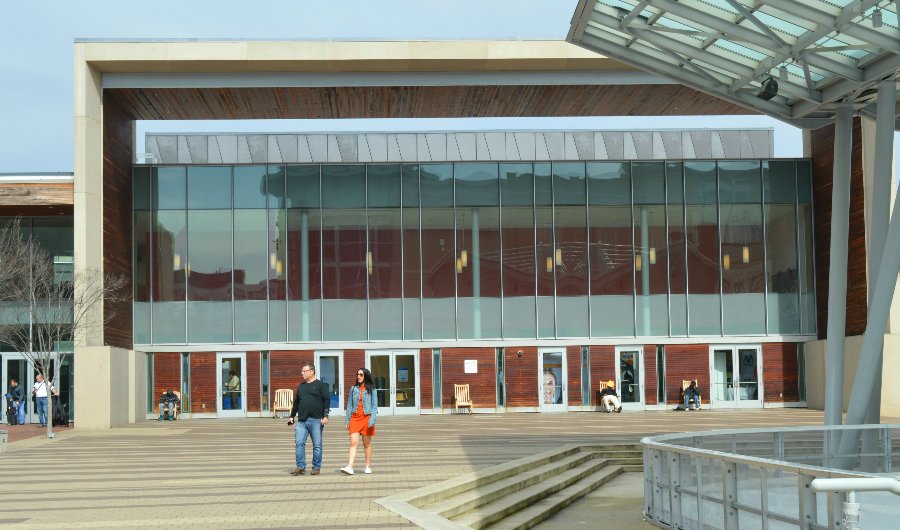 PHUSE_Global's tweet photo. The 7th annual PhUSE/FDA Computational Science Symposium starts tomorrow! Join us in Silver Spring at 4pm on Sunday 4th March for registration and 5pm for Opening Welcome. #phuseCSS18 https://t.co/rSgtXZ9iSy