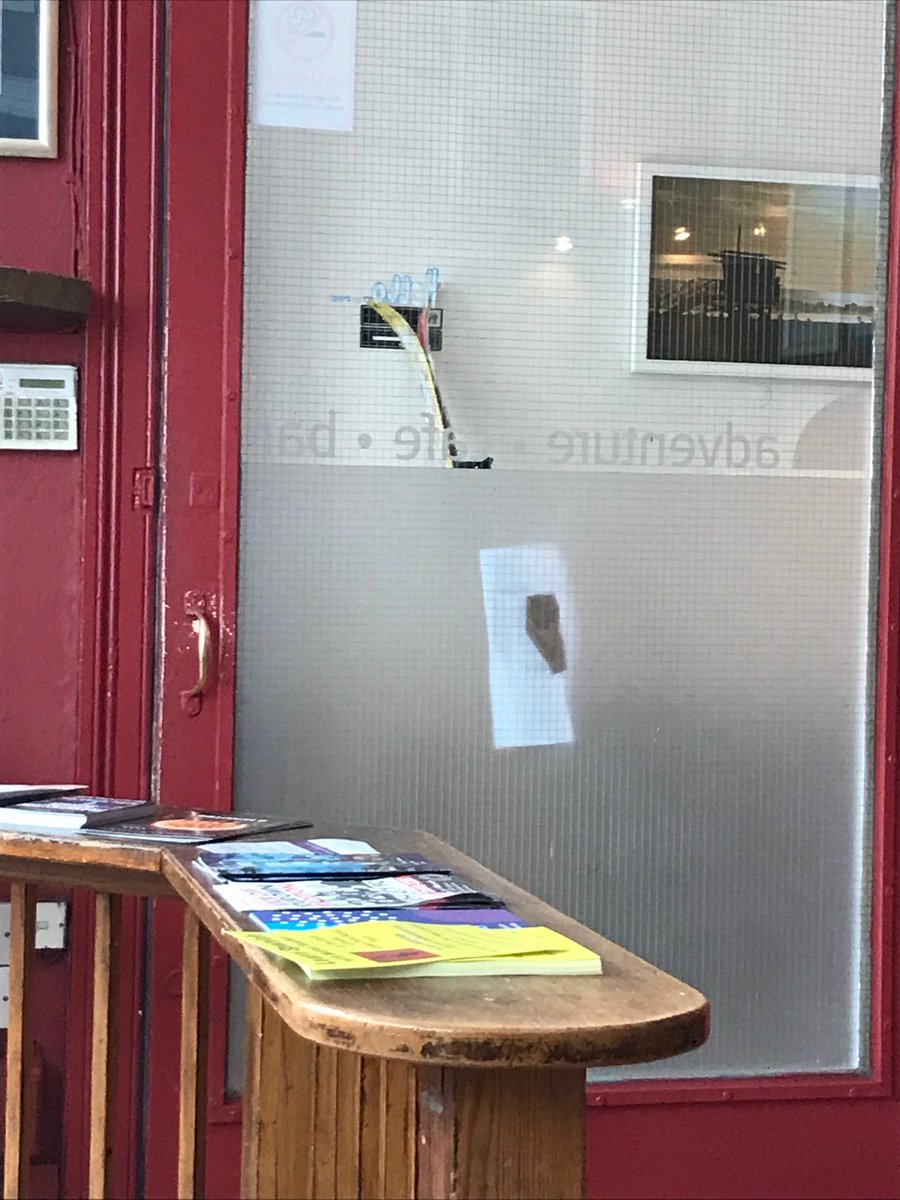 cyberco's tweet photo. Having a break from sking to town at the #adventurecafe seemed appropriate ๐น https://t.co/fhwyz1TppY