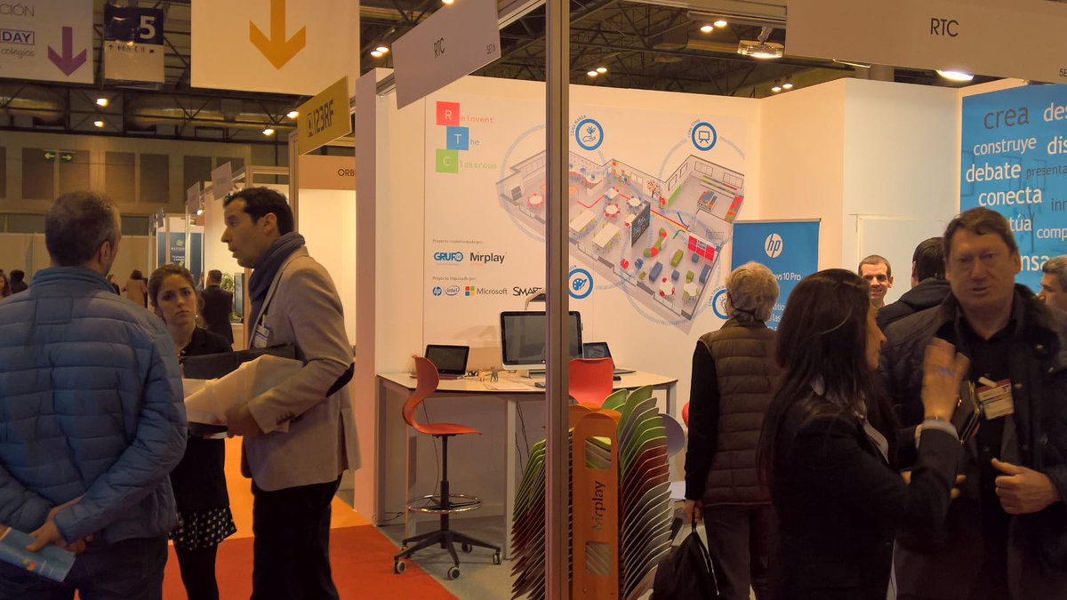 solutiaedu's tweet photo. Segunda jornada en #interdidac2018 en #SemanaDeLaEducacion con @Mirplay 
Ven a conocer el aula #ReinventTheClassroom 
#edtech https://t.co/rhT2jq7PsK