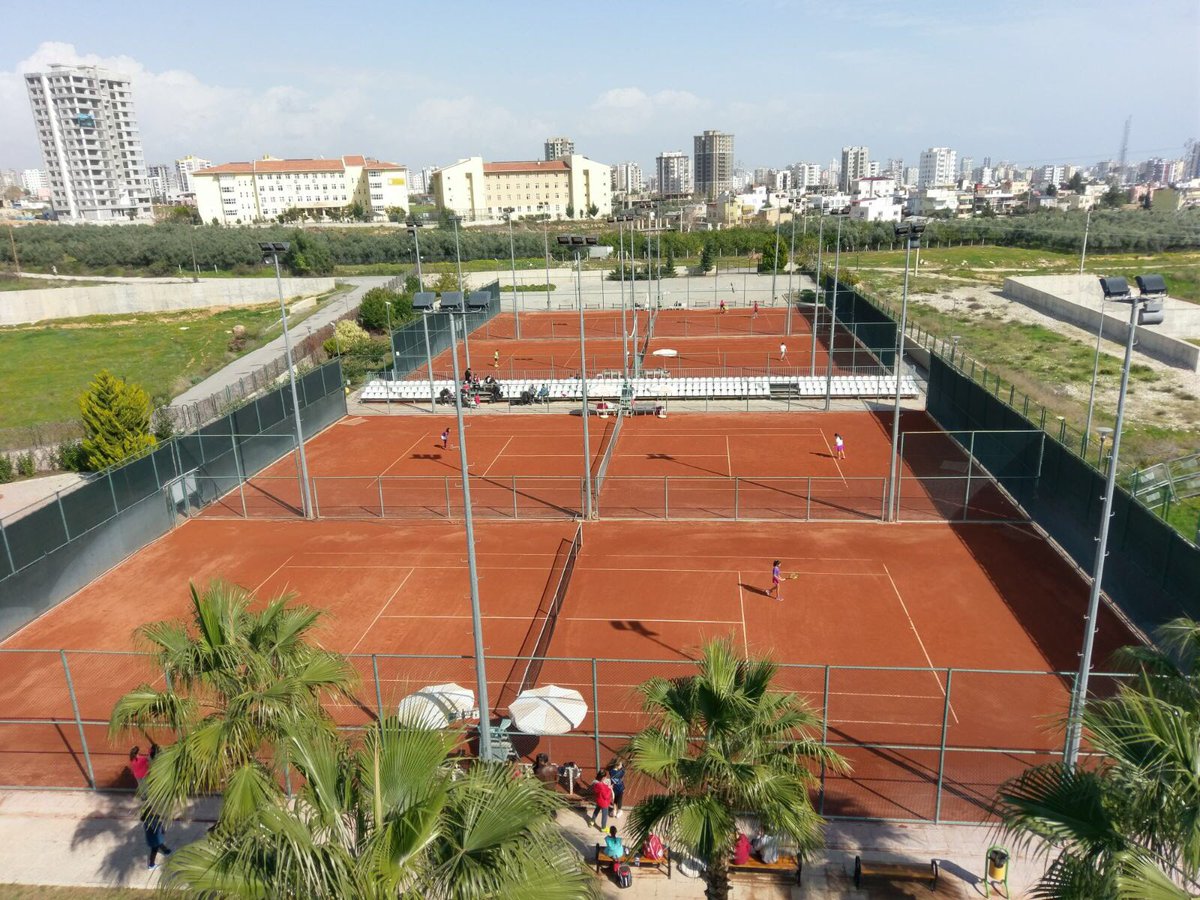 GSB_Mersin's tweet photo. 2-4 Mart 2018 tarihleri arasında 78 sporcunun katılımıyla Mersin Tenis Kompleksinde düzenlenen “12 Yaş Hafta sonu Tenis Turnuvası” başladı @OA_Bak @farukozcelikgsb @mehbaykan @sagunes40 https://t.co/eJKCRjph2S