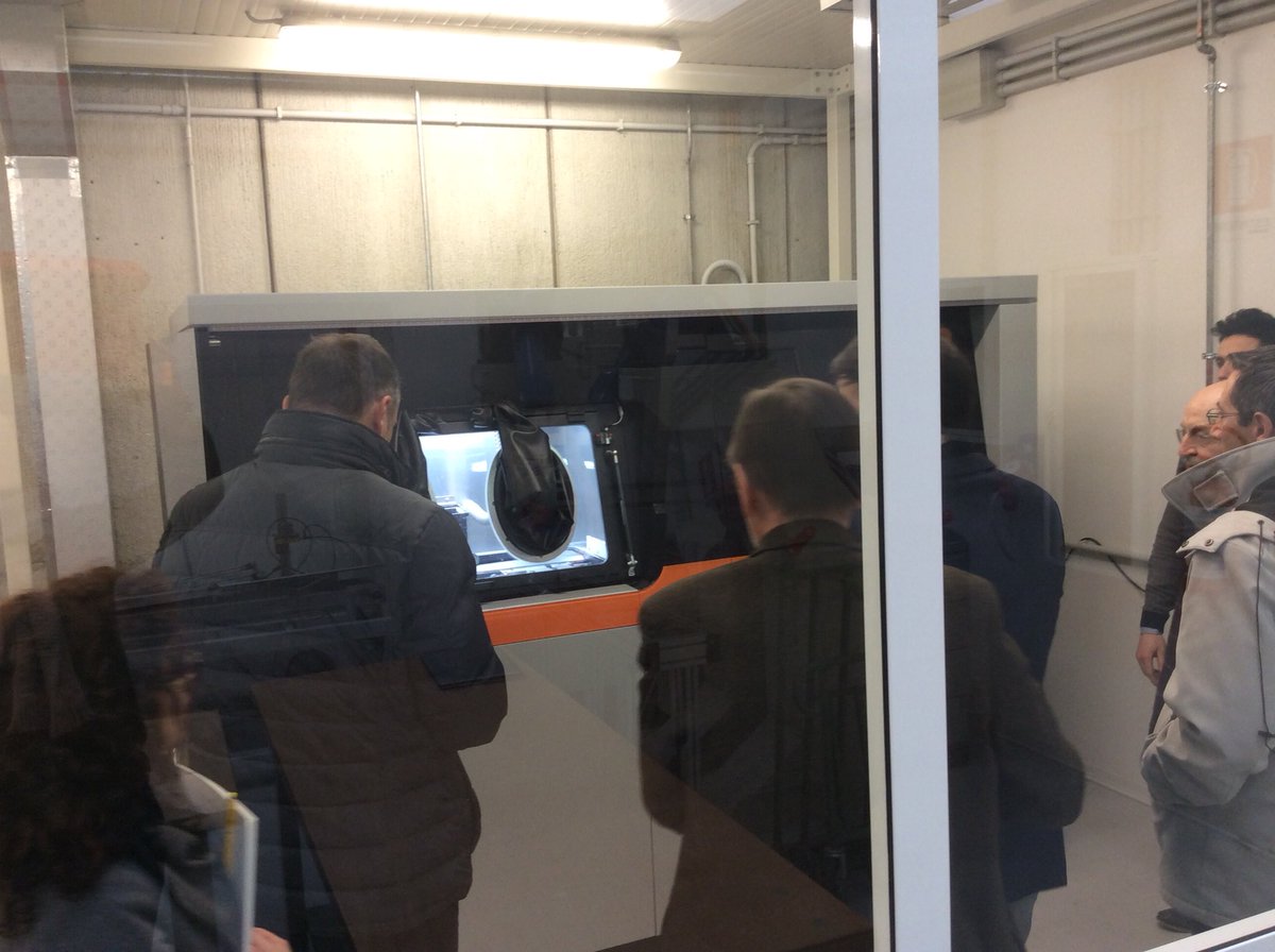LamaFVG's tweet photo. La giornata si conclude ora con le demo live @LamaFVG @AviresLab https://t.co/hh752gC5Xv