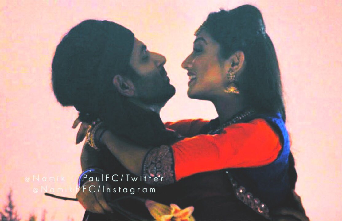 Namik_PaulFC's tweet photo. Amidst all the Holi furore, don’t forget to catch the continuation of the Heer-Ranjha sequence only on EDT! 

#EkDeewaanaTha 
#EDT https://t.co/HF95fNnQdE