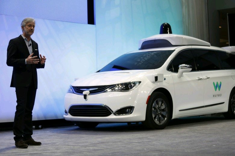 AutonomousAlgo's tweet image. California Will Let Autonomous Cars Operate Without a Driver Behind the Wheel buff.ly/2owZw7J