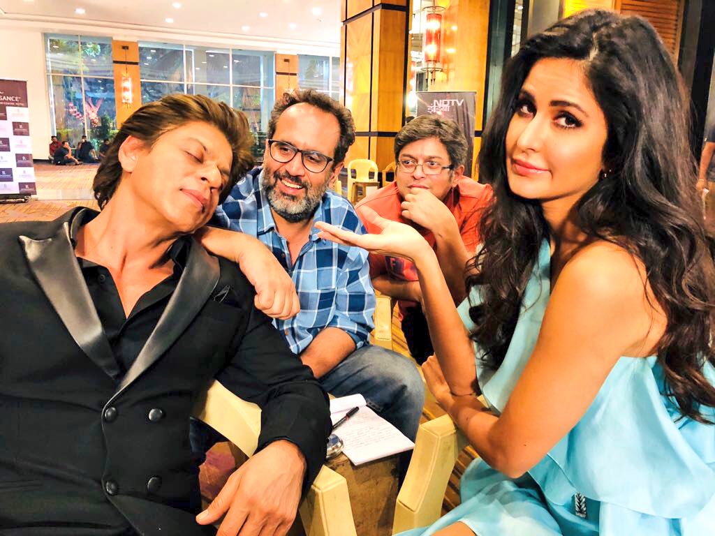 When the company is sooo scintillating & exciting that u can’t keep ur eyes open! Serves them right for calling me to early morning shoots for #Zero ( Pic courtesy: Katrina my media manager )