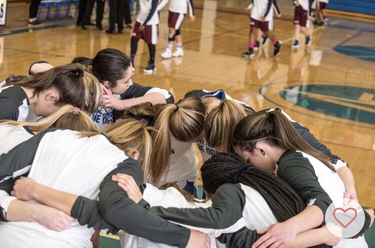 Megan49Lynch's tweet photo. Come out and support the girls basketball team tonight @ Powers, starts at 7. I expect you all to be there!!!! #beatgoodrich 🏀👍🏼 https://t.co/jHBY9NQc8b