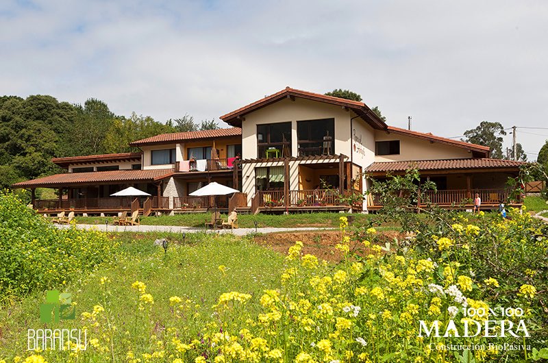 Os presentamos un espectacular proyecto de 800m2. Turismo rural de construcción #BioPasiva #ecológico junto a nuestros compañeros de <a href="/BaransuBiopasiv/">Baransu | Biopasiva</a>. #saludable respetuoso con #medioambiente emisiones casi cero #CO2, criterios #Passivhaus. MÁS INFO 👉m.facebook.com/story.php?stor…