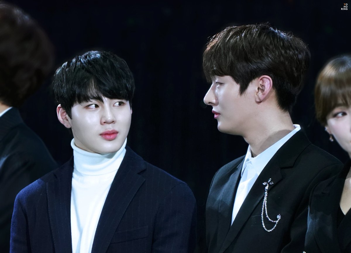 yohoring's tweet photo. 180228 MBN Y포럼
웃음 터진 형아들 너무 귀여워서...😂
#하성운 #윤지성 #워너원 #HASUNGWOON #YOONJISUNG #WANNAONE https://t.co/wi5O9i7DhT