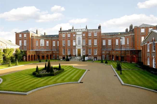 Hamptons Putney tweet media