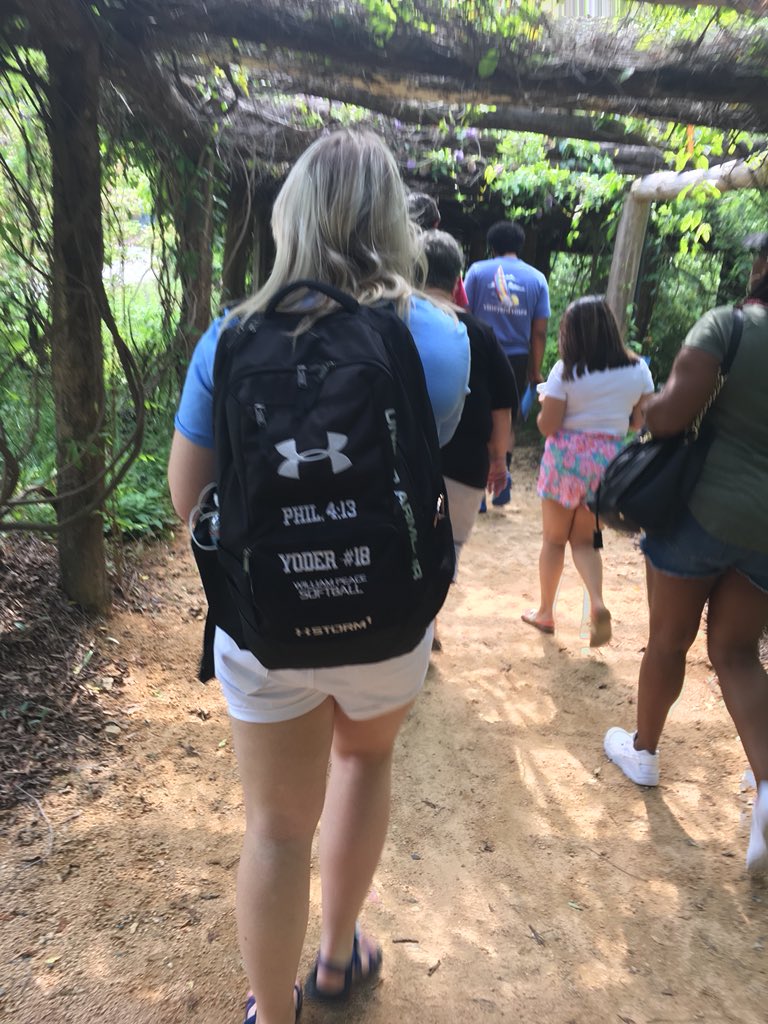 allyswag618's tweet photo. I #StayActive going on long walks at @UNC @unccampusrec #UNCRecsDUKE https://t.co/ZGBwUBg12u