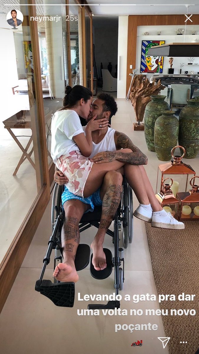 E o melhor de tudo é que eles sempre estão um do lado do outro dando força e apoiando. O amor e o companheirismo deles é muito precioso ❤