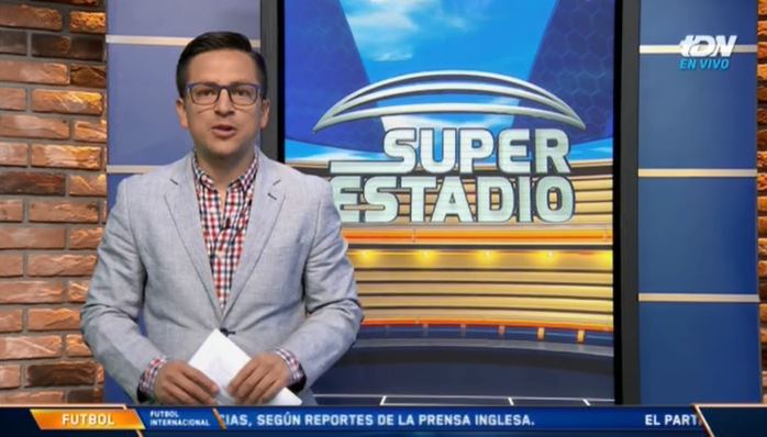 Super_Estadio's tweet photo. AHORA
#ElCheff @HugoRD nos comparte los platillos del futbol europeo.
EN VIVO por la señal de @tdn_twit https://t.co/p3QJmI3O8G