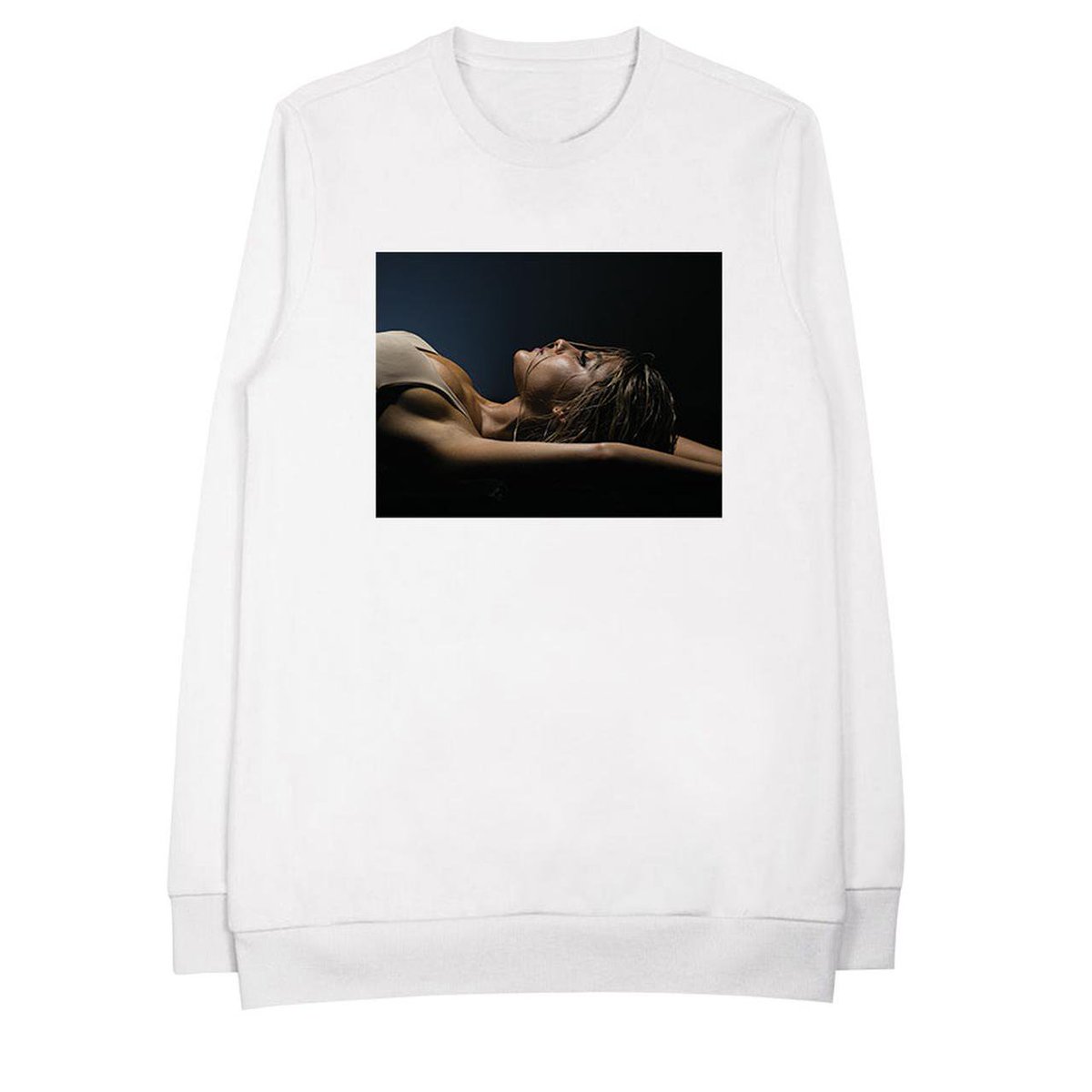 ari93updates's tweet photo. hi babes ♡
if you would like to win our march giveaway all ya'll have to do is...
• follow us
• rt this tweet
• like 
• tell us what your fav song is of ariana's 💭
giveaway ends 31st of march. ask if you have any questions. 
let's try &amp; get to 1K rt's!
good luck my loves ♡ https://t.co/RhHVLLlTP5