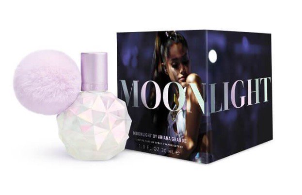 ari93updates's tweet photo. hi babes ♡
if you would like to win our march giveaway all ya'll have to do is...
• follow us
• rt this tweet
• like 
• tell us what your fav song is of ariana's 💭
giveaway ends 31st of march. ask if you have any questions. 
let's try &amp; get to 1K rt's!
good luck my loves ♡ https://t.co/RhHVLLlTP5