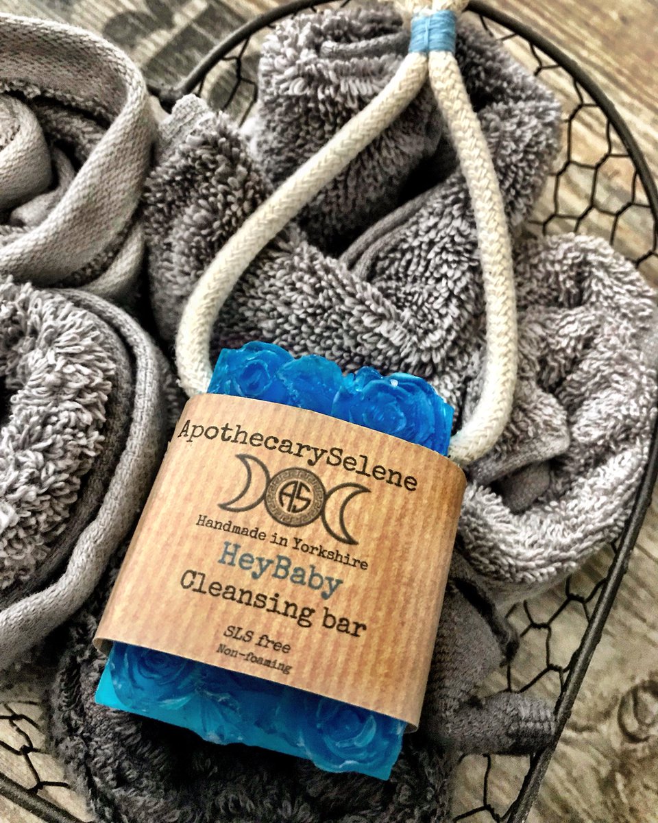 ApothecarySelene tweet media