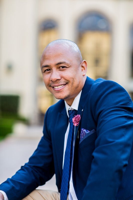 AfricanStar08's tweet photo. NEW CLIENT ALERT #ASCTeam would like to welcome our new celebrity client, Sumting Fresh Co-Founder, Chef and Tsogo Sun Entrepreneurship Award Winner for 2017, Hezron Louw.

For PR enquiries please contact justine@africanstar.co.za https://t.co/KAbfY4oN0D