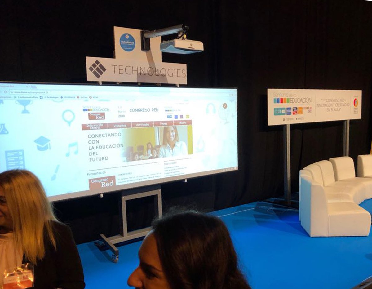 AVD_Pro's tweet photo. @i3_Technologies marca tendencia en #interdidac2018 con sus monitores #i3Touch de última generación y su enorme pizarra #i3Board de 135" instalada en el salón de actos. Te esperamos en el stand 5G09 #edtech #tic https://t.co/VEKHiXKzc8 https://t.co/M7Sx8FAVny