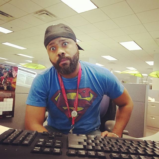 MontreBible's tweet image. I haven&apos;t had my coffee yet. #friday #workflow #workflowselfie #instabeard #tgif #needcoffee
