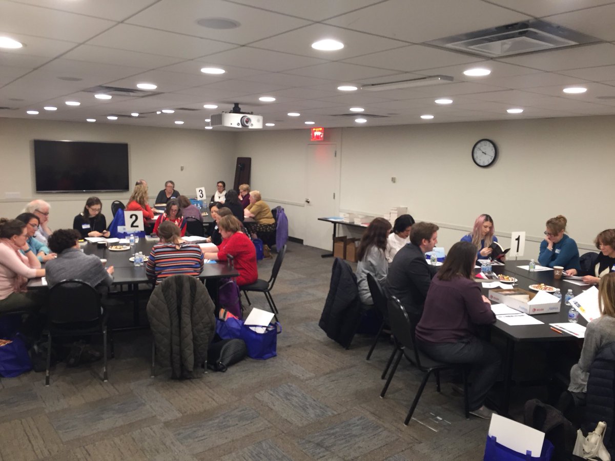 SSEdLib's tweet photo. Full house here at the #ssadultpreview! We’re #speeddating with editors today to hear about some of the incredible books coming out this summer from @TouchstoneBooks @SimonBooks #HowardBooks from @AtriaBooks, and #SagaPress https://t.co/w4HMzY5NAg