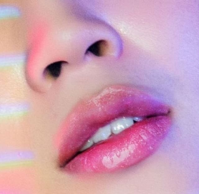 chaebears's tweet photo. sparkly lip gloss on jimin! the BEST concept. https://t.co/5LDcW39Vdx