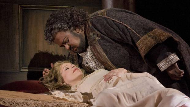 francemusique's tweet photo. CHRONIQUE 📻 Peut-on arrêter avec le blackface à l'opéra ? Par @alaleu
https://t.co/gwsttybVnD https://t.co/bZcziT6I0R
