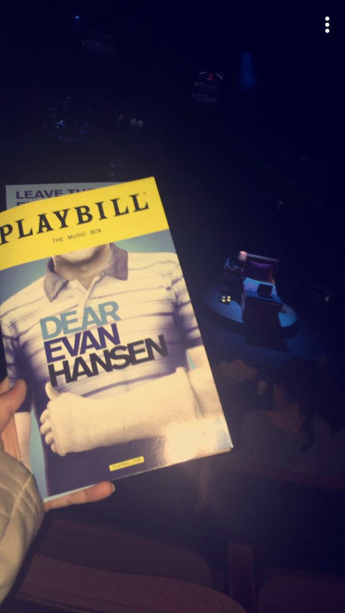 Giacav3's tweet photo. Dear Evan Hansen was so amazing everyone needs to watch it ! @DearEvanHansen https://t.co/zP6JLkLPDE