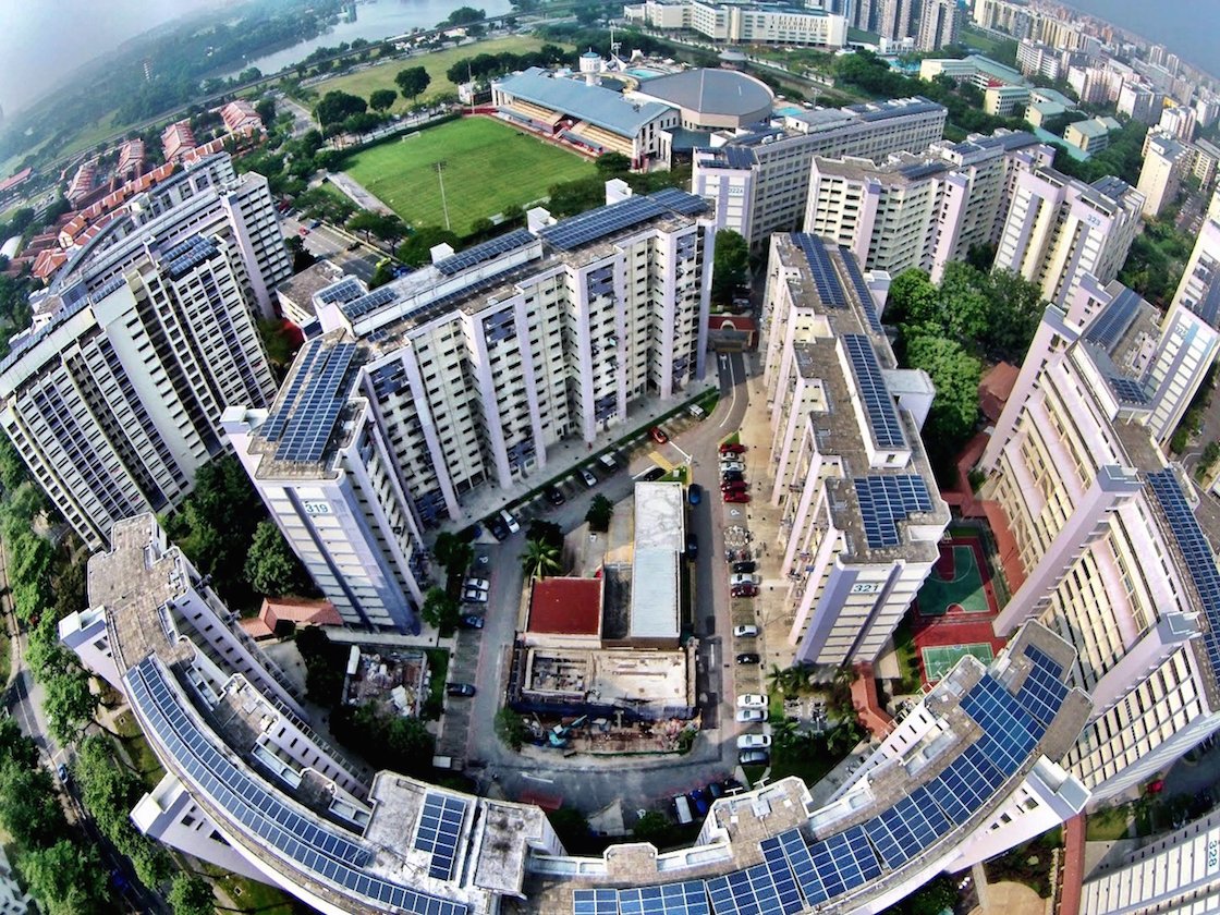 dtdchange's tweet photo. Microsoft is buying solar energy from Singapore rooftops to power its data centers
https://t.co/Vbs3Ou6NAK #renewableenergy #Sunseap
HT @athena2913 https://t.co/D8cDzzkJFA