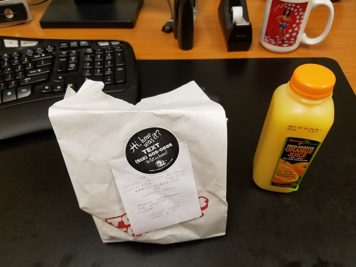 johndwarren's tweet photo. Thanks @Burkhart_Bro for turning me on to #TheRoscoe from @torchystacos! It exceeded my expectations. Thick crispy bacon, perfectly seasoned chicken, and the waffle wasn't compromised by the egg or tortilla. I'll have to pay for it in the gym later, but it was sooo worth it! https://t.co/IiWri7CCud