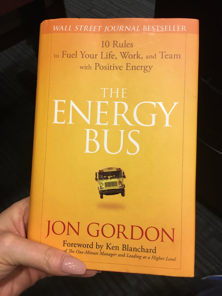 MatthewsSara's tweet photo. Finished this book yesterday and can’t wait for our team to read it! #fuelyourridewithpositiveenergy #loveyourpassengers 💙 Thanks again @VBCoachFranklin 🙌 #bookclub https://t.co/zH4nOObQOD