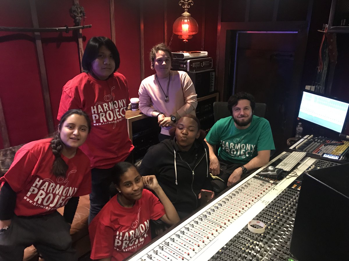 Students from Compton's Music Production Class had the wonderful opportunity this week to visit 4th Street Recording in Santa Monica and experience a current studio in person. Thank you <a href="/danieljimeneza/">Daniel Jimenez Afanador (DJA)</a> ! <a href="/4thStreetTweets/">4th Street Recording</a> #theharmonyproject