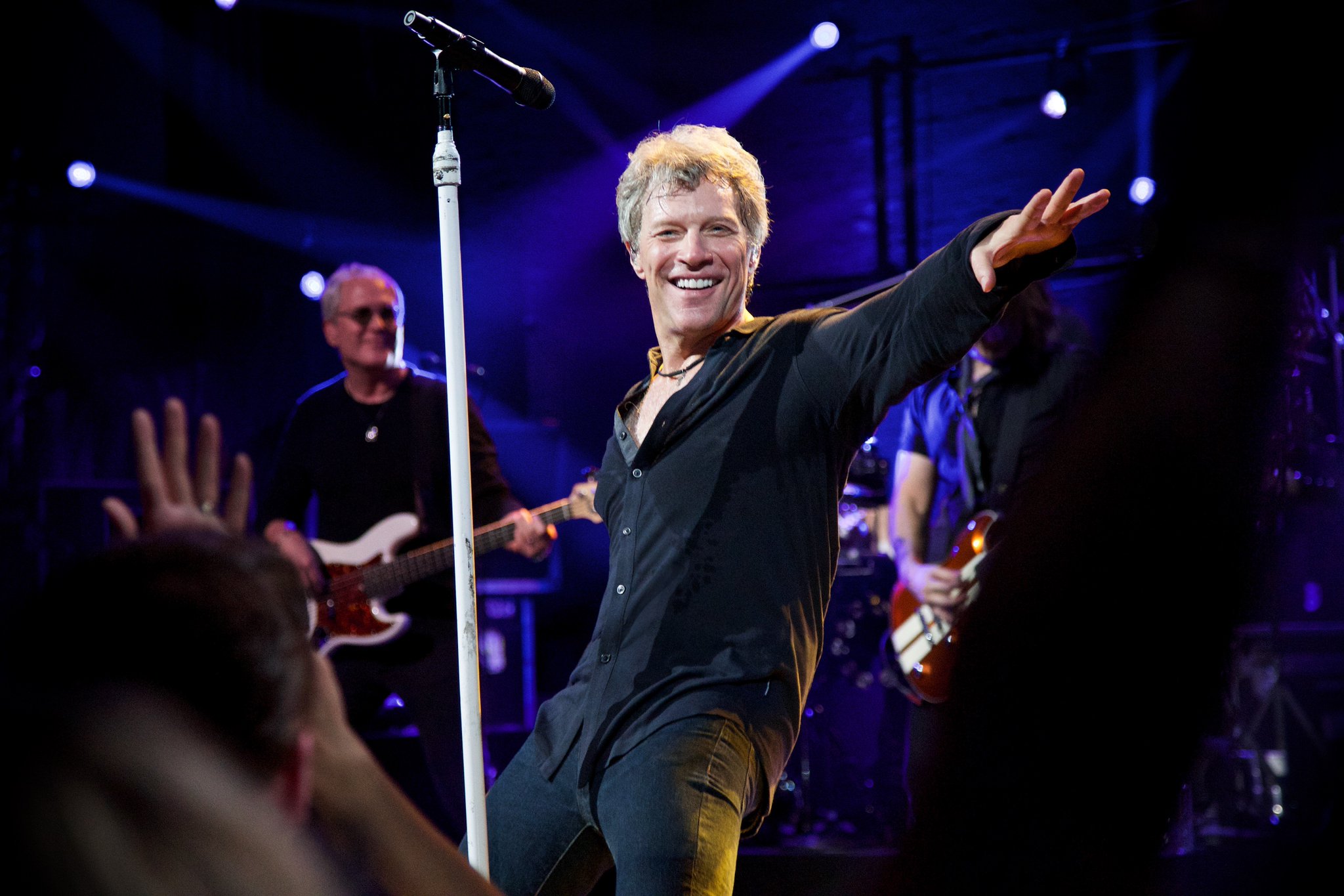 Runawaytours: Happy Birthday Jon Bon Jovi!!   