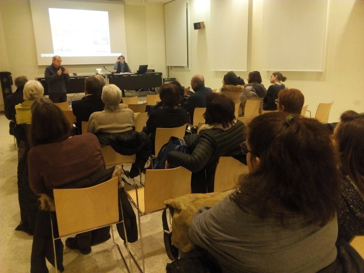 ilfiume's tweet photo. Presentazione del libro A Piccoli Passi con l’autrice @Lucy_De_Marchi presso la Biblioteca https://t.co/au6YZzInM4