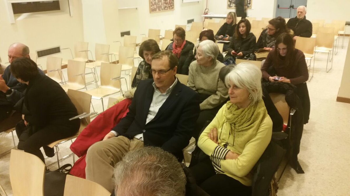 ilfiume's tweet photo. Presentazione del libro A Piccoli Passi con l’autrice @Lucy_De_Marchi presso la Biblioteca https://t.co/au6YZzInM4