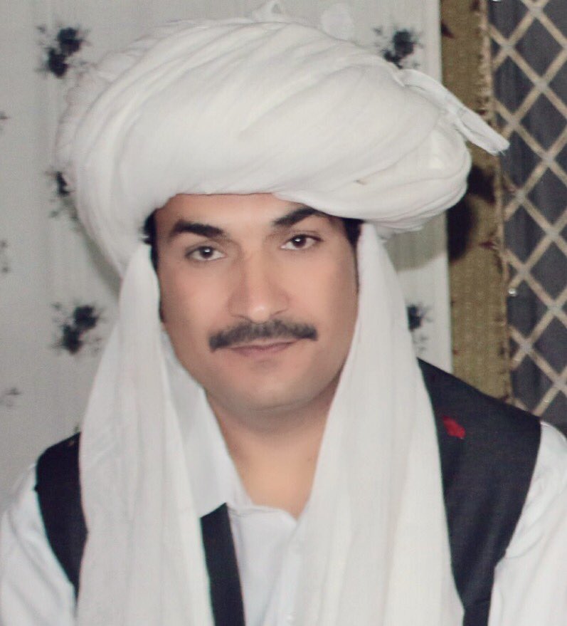 ashiq_bajoi's tweet photo. ہمیشہ وہ ہی قومیں زندہ رہتی ہیں
جو اپنی  ثقافت کو زندہ رکھتی ہیں ۔۔
#2ndMarch  #MyCulture  #Myidenty
#HappyBalochCultureDaylochCultureDay https://t.co/0LYW2oLvZD