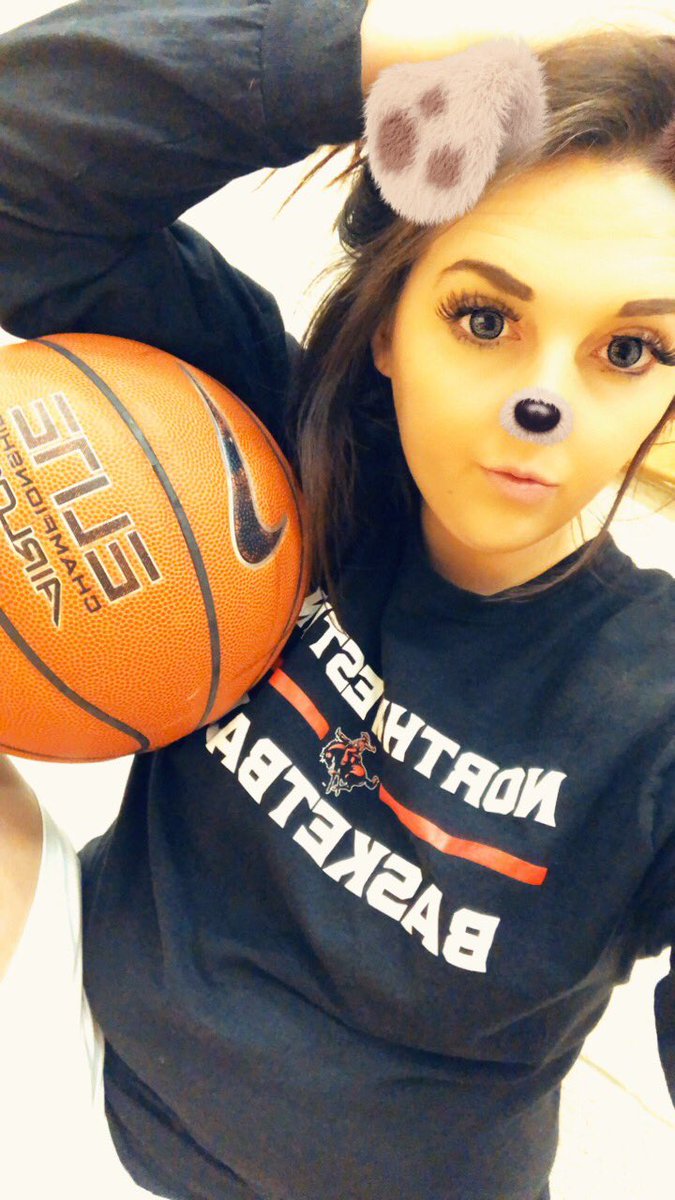 nleanne34's tweet photo. Find ya fix 🤷🏼‍♀️ https://t.co/hHFvOh8CWl