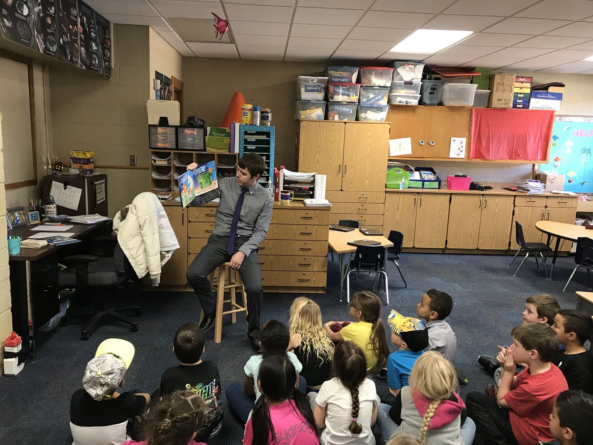 kfredrick1's tweet photo. Thank you Mr. McClure for coming to read to us! #uvlearn #313teach https://t.co/VRlMT1EK6l