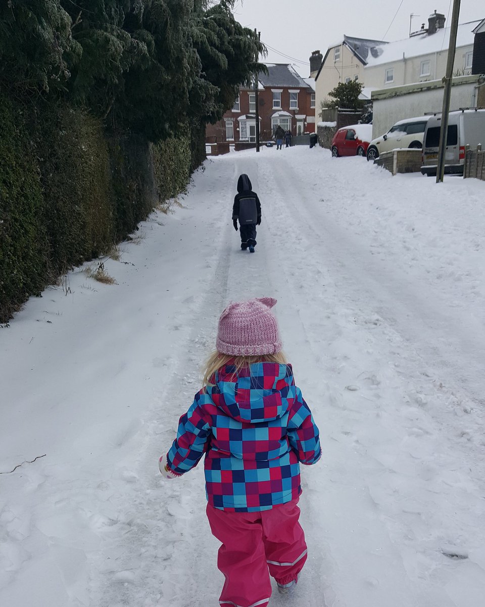 MsBomrHarris's tweet photo. @LittletownAcad #littletownsnowday Zachary leading the way to town! ❄🌨❄ https://t.co/eZzGonRvvR