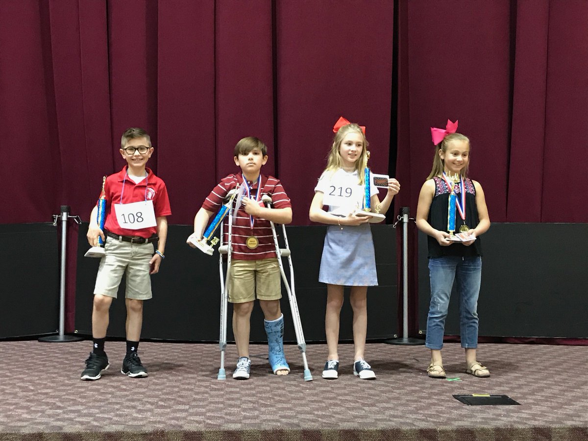 SaralandSchools's tweet image. Congrats Nate! First place winner of the countywide SMILE contest! #JustKeepSmiling
@SaralandElem