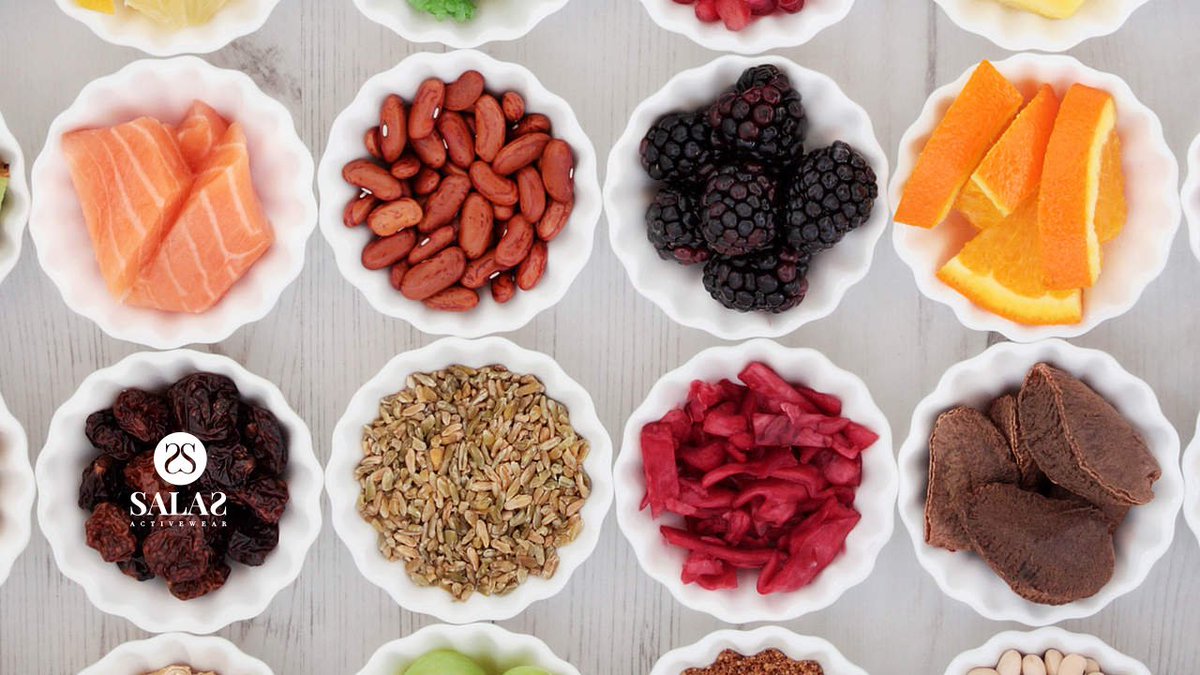 salasactivewear's tweet photo. Skip the diet, just eat healthy. 🍎🥝👊🏻🤸 #salasavtivewear #HealthyEating #HealthyLiving #FitnessMotivation https://t.co/xWFgj5Sn7n