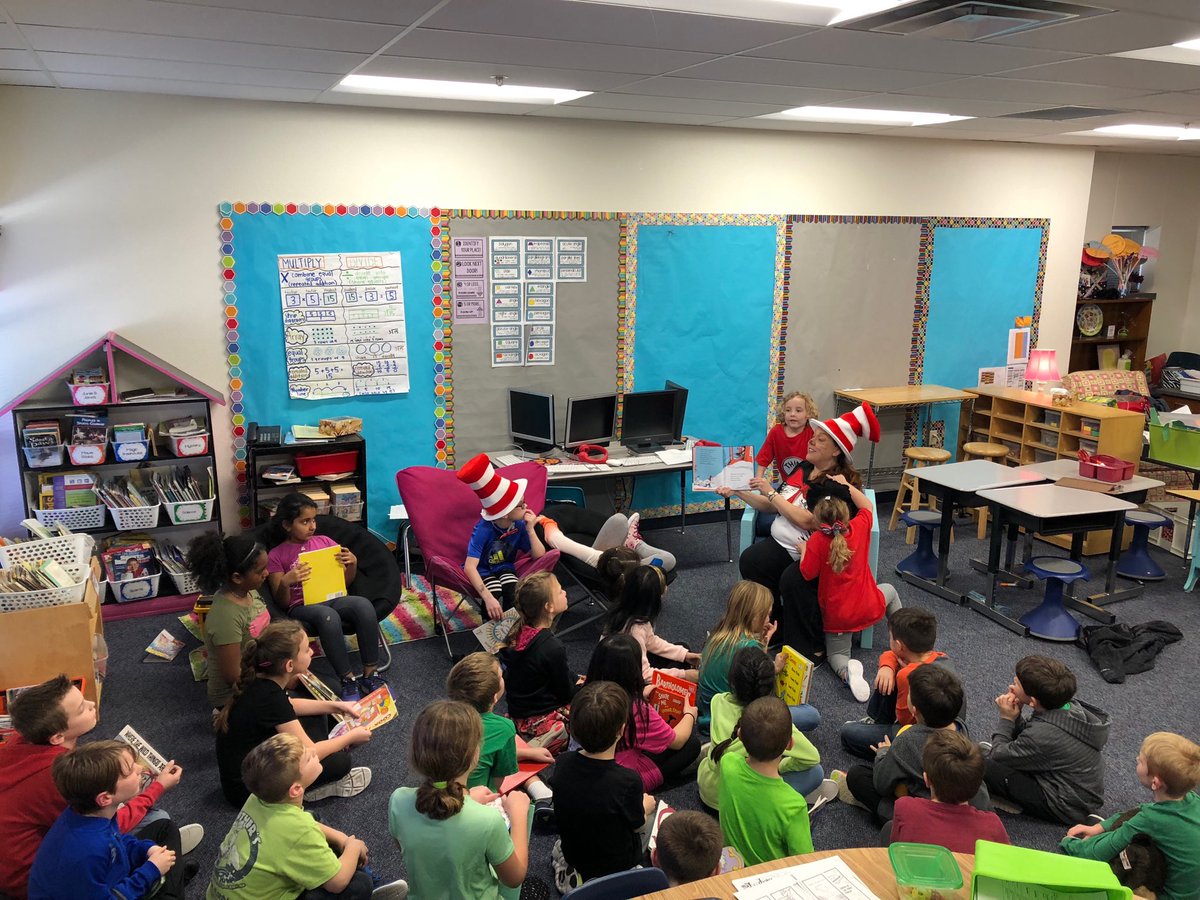 rockin3rdgrade's tweet photo. Mystery Reader The Cat in the Hat!!! Mason’s mom and of course Thing 1 and Thing 2? #ReadAcrossAmerica2018 #eddelem #mymisd https://t.co/n0USGSK4tJ