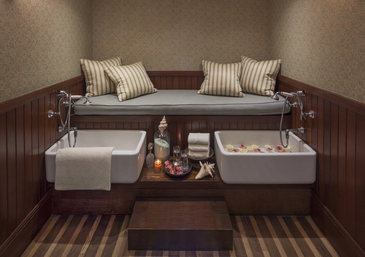 ONESpaShutters's tweet photo. Relax and unwind with a manicure and pedicure at ONE Spa…you deserve it. https://t.co/wJ1xdNmLFr 💅 https://t.co/EZy1OyD5kT