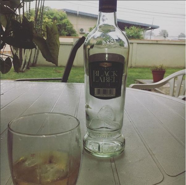 BlackLabelRum's tweet photo. This Friday's mission? Enjoy #BlackLabelRum responsiblyโฆ.
#AfterWorkLime
#Designate
#DontDrinkAndDrive https://t.co/C8yLGZTf9i