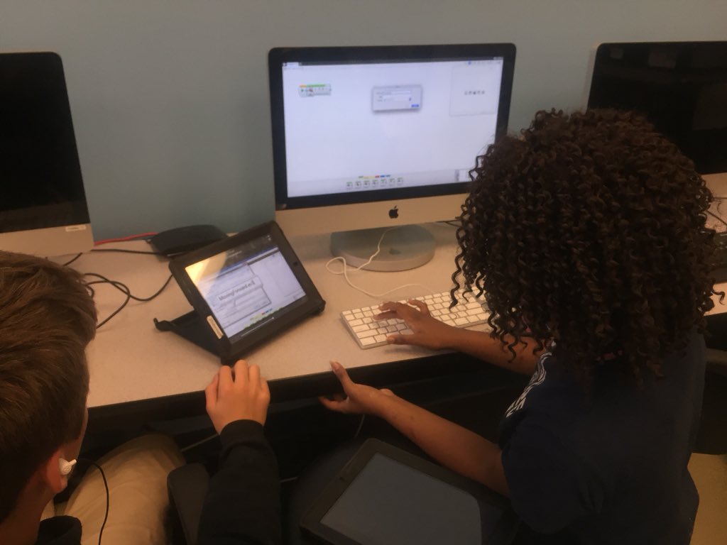 edtechcurric's tweet image. Robotics @CanterburyFL @csfedtech #STEMeducation