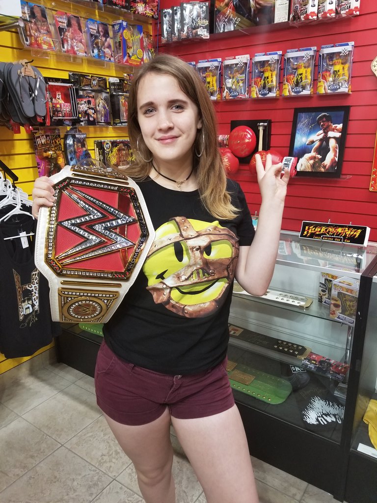 abbysdream702's tweet photo. One Day.....  @HulkHogan @WWE @SiNNbODHi @JakeSnakeDDT @dlobrown75 @RealMickFoley https://t.co/6mRPPz25ar