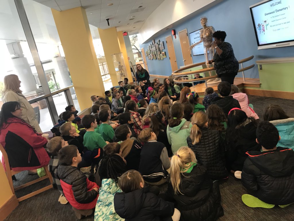 GESMazzella's tweet photo. We had a wonderful field trip to Lankenau Hospital today!! #healthadventure https://t.co/ZuBdqgmZOV