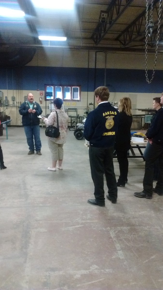 KSDEcte's tweet photo. Just visited the AWESOME CTE program @CHSBluejays. Proud to celebrate CTE MONTH  with such great students and teachers. Many great pathways and adding more!! #KansansCan  w #KSDEcte https://t.co/bT9k8ZunYg