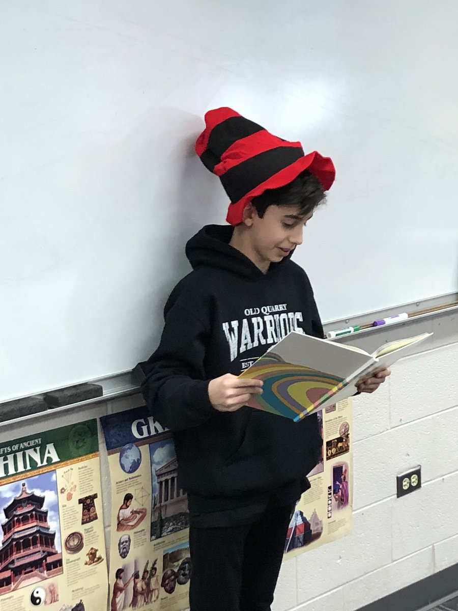 msmanojlovic's tweet photo. Oh the places you’ll go! #sd113aseuss #ReadAcrossAmerica https://t.co/ZnHVMKxIp6